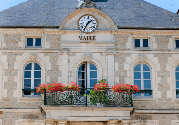 Autorisation mairie déménagement : Démarches et délais